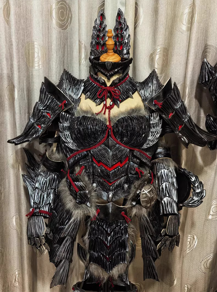 Monster Hunter Glavenus Armor Set with Great Hammer – Custom Cosplay Prop & Costume (Made to Order)