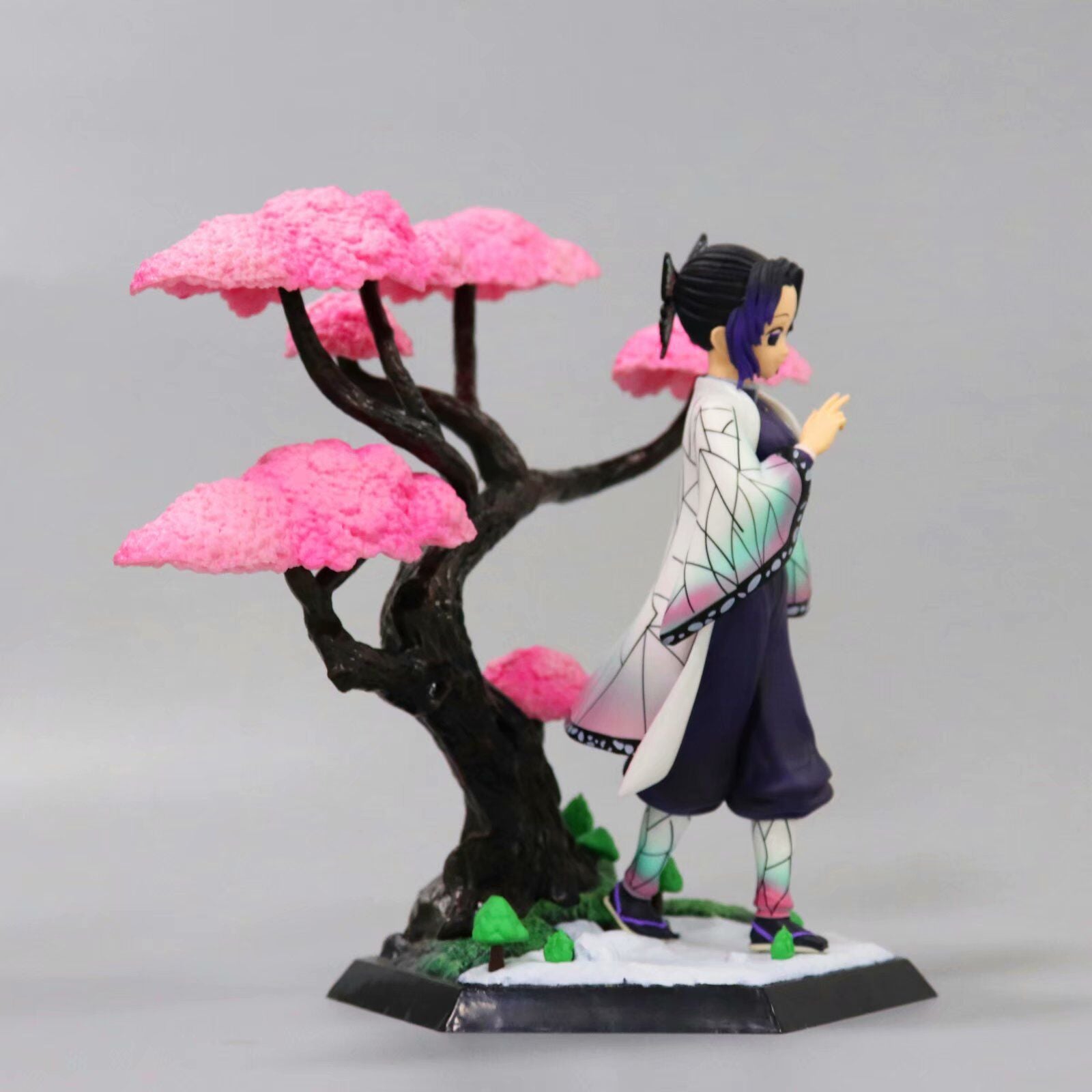 Demon Slayer Shinobu Kocho Figure - Sakura Scene Anime Collectible